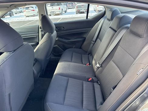 Used 2024 Nissan Altima 2.5 SV image 28