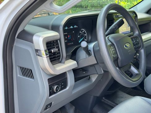 Used 2024 Ford F350 XL AWD/4WD image 33