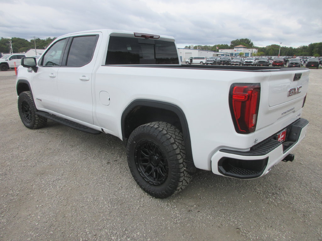 New 2026 GMC Sierra 1500 AT4 w/ AT4 Premium Package AWD/4WD image 10