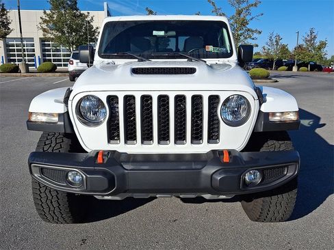Used 2021 Jeep Gladiator Mojave w/ Cold Weather Group image 4