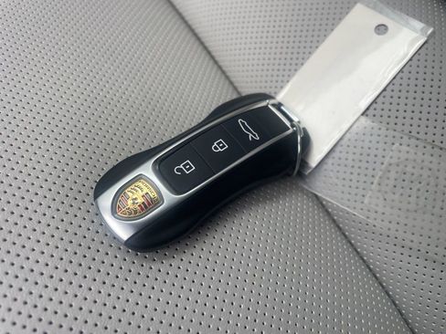 Certified 2024 Porsche 911 Carrera S image 38