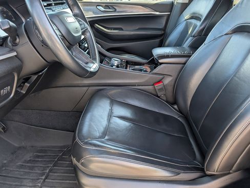 Used 2021 Jeep Grand Cherokee L Limited image 14