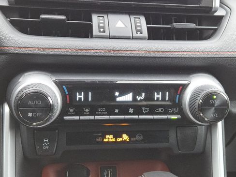 Used 2023 Toyota RAV4 Adventure image 28