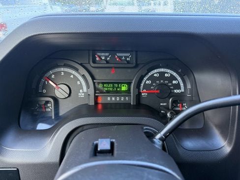 Used 2011 Ford E-350 and Econoline 350 XLT image 19