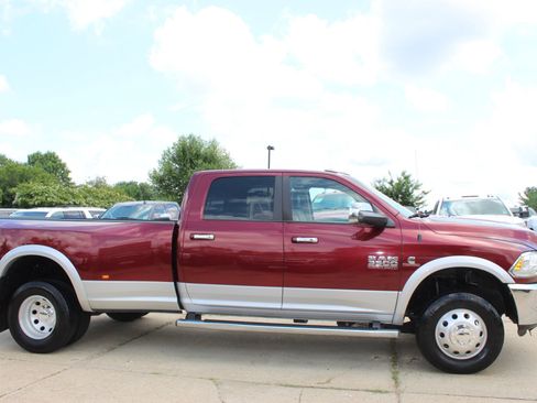 Used 2016 RAM 3500 Laramie image 11