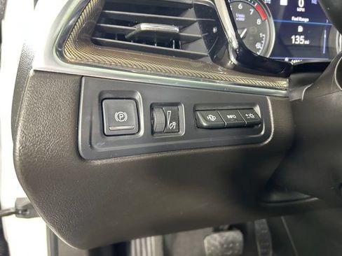 Used 2021 Cadillac XT5 Premium Luxury w/ Platinum Package AWD/4WD image 18