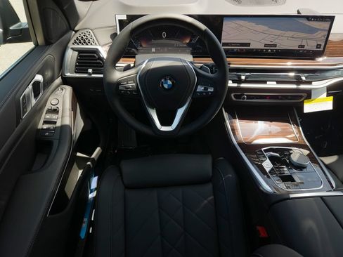New 2026 BMW X5 xDrive40i w/ Parking Assistance Package AWD/4WD image 15