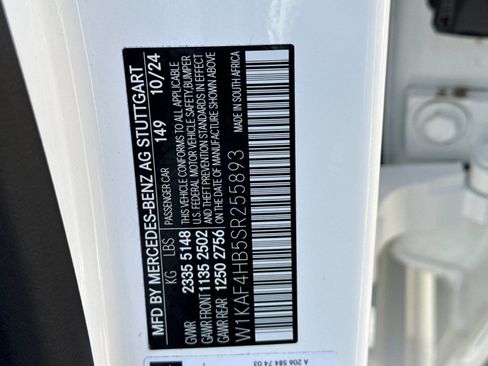 Certified 2025 Mercedes-Benz C 300 4MATIC Sedan image 38