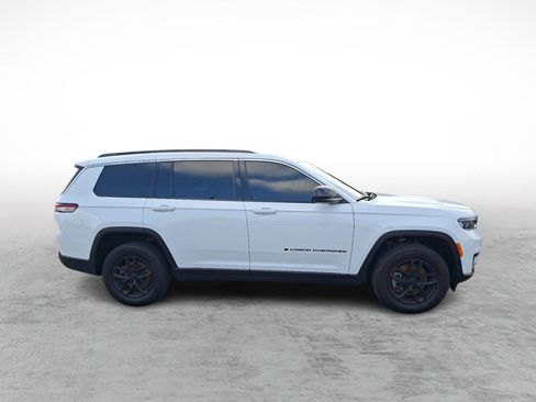 Used 2024 Jeep Grand Cherokee L Laredo w/ Luxury Tech Group I AWD/4WD image 6