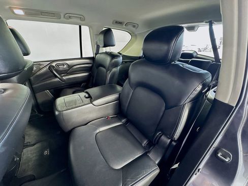 Used 2024 INFINITI QX80 Luxe image 25