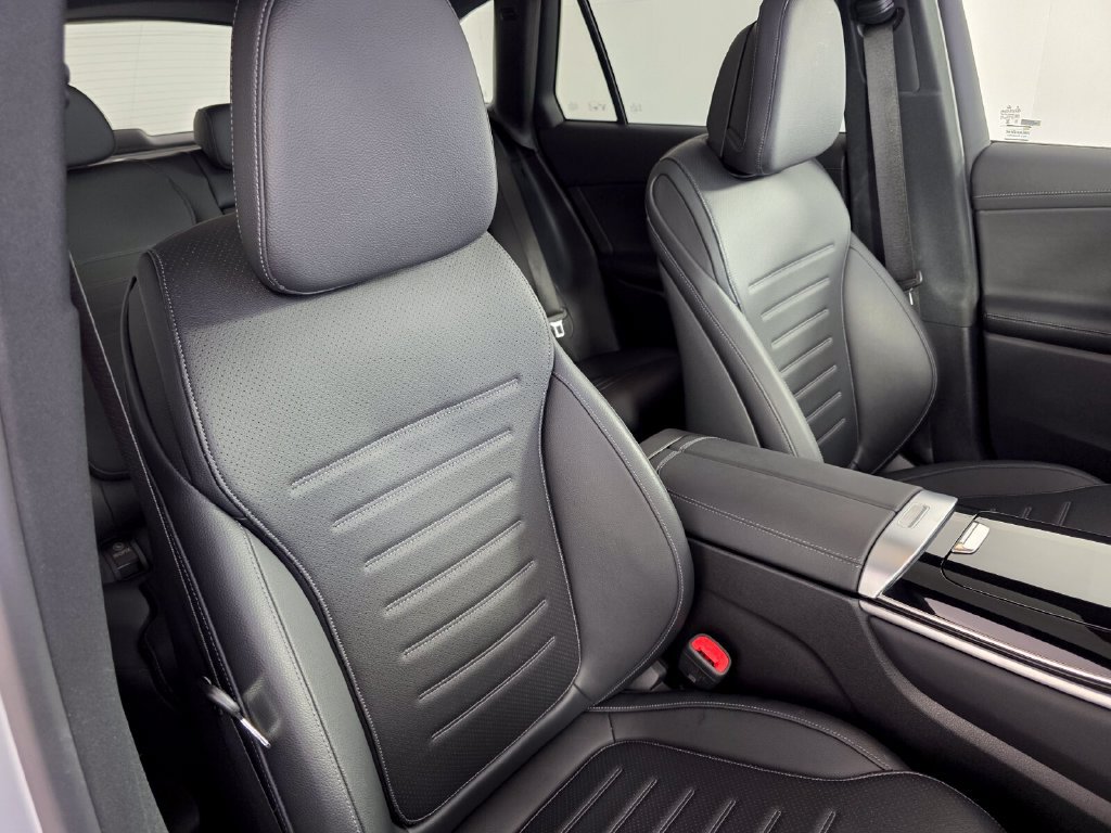 Certified 2024 Mercedes-Benz GLC 300 4MATIC image 29