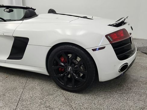 Used 2012 Audi R8 V10 AWD/4WD image 16