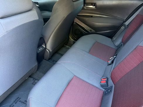 Used 2026 Toyota Corolla SE FWD image 4
