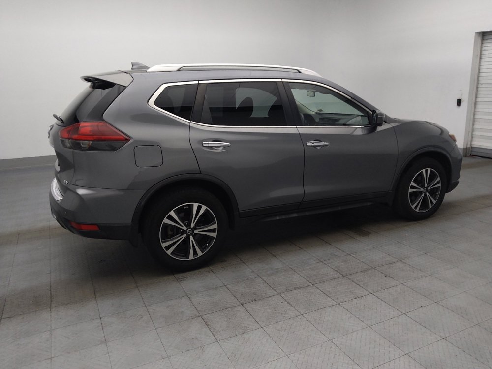 Used 2019 Nissan Rogue SV w/ Premium Package FWD image 10