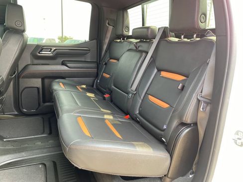Used 2025 GMC Sierra 1500 AT4 w/ AT4 Premium Package AWD/4WD image 25