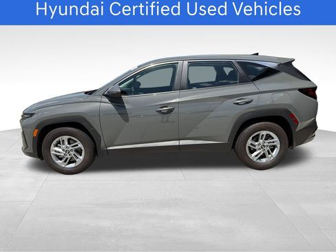 Certified 2026 Hyundai Tucson SE FWD image 2