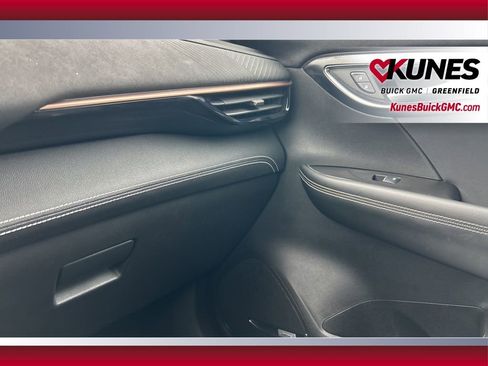 Used 2024 Buick Envision Sport Touring image 31