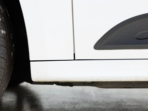 Used 2018 Porsche Macan GTS image 40