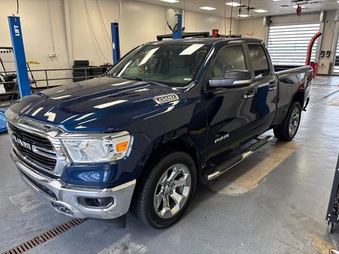 Used 2019 RAM 1500 Big Horn AWD/4WD image 2
