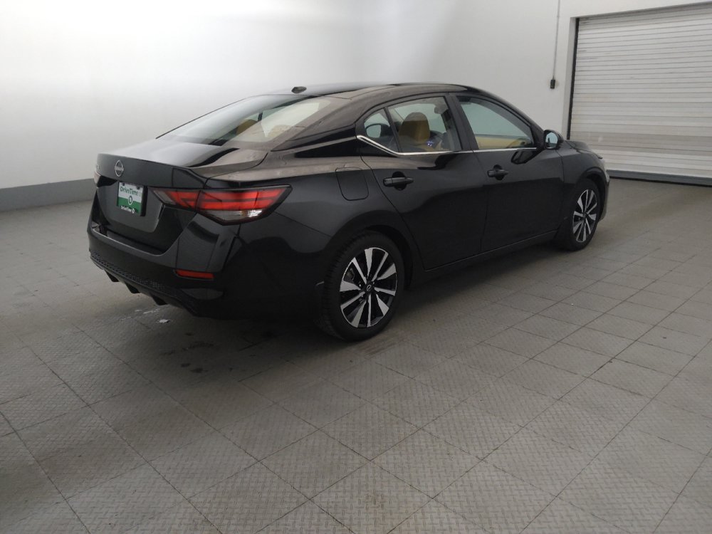 Used 2025 Nissan Sentra SV w/ SV Premium Package FWD image 10