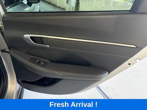 Used 2023 Hyundai Sonata Limited FWD image 15