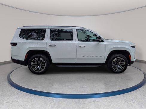 New 2026 Jeep Grand Wagoneer 4WD w/ Premium Group I image 4