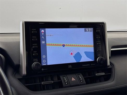 Used 2021 Toyota RAV4 Limited image 19