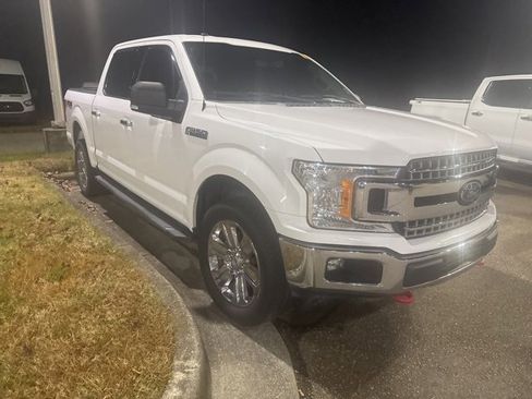 Used 2018 Ford F150 XLT w/ Equipment Group 302A Luxury image 9