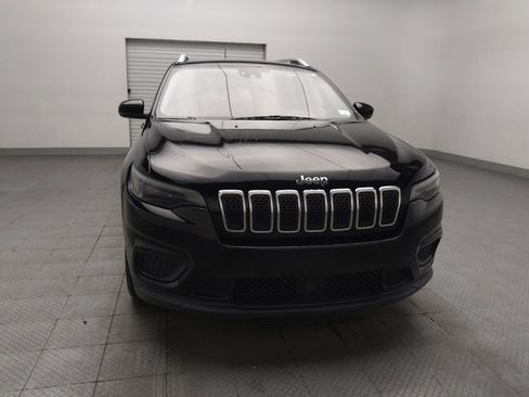 Used 2021 Jeep Cherokee Latitude FWD image 14