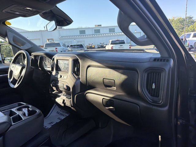 Used 2025 Chevrolet Silverado 2500 Custom w/ Snow Plow Prep/Camper Package AWD/4WD image 30