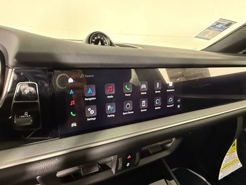 New 2025 Porsche Cayenne Coupe image 33