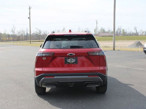 New 2026 Chevrolet Equinox ACTIV w/ Convenience Package III image 8