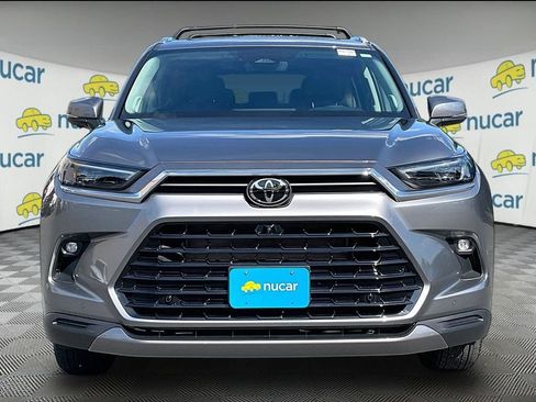 Used 2025 Toyota Grand Highlander AWD Hybrid image 2