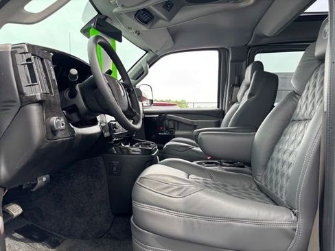 New 2026 GMC Savana 2500 Extended w/ Driver Convenience Package RWD image 16