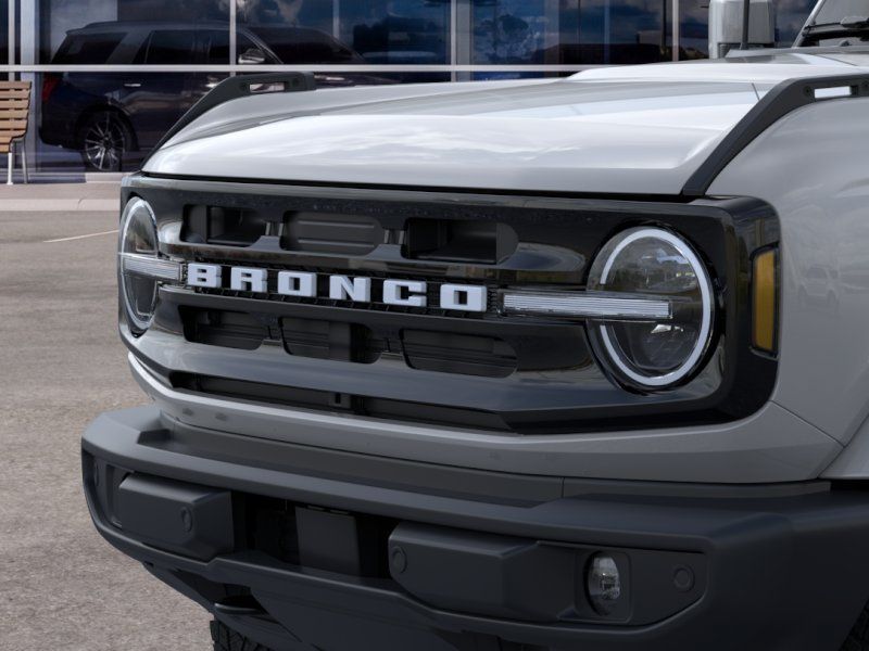 New 2026 Ford Bronco Outer Banks AWD/4WD image 19