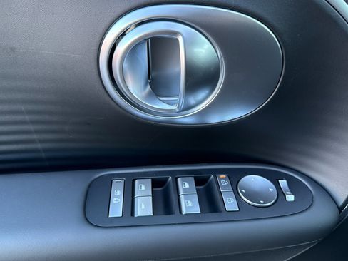 New 2026 Hyundai Ioniq 9 SE image 11