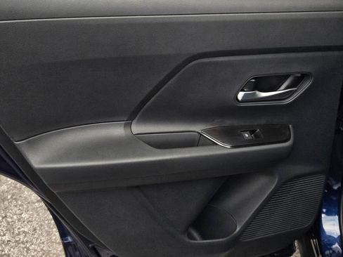 New 2026 Nissan Kicks SV FWD image 10