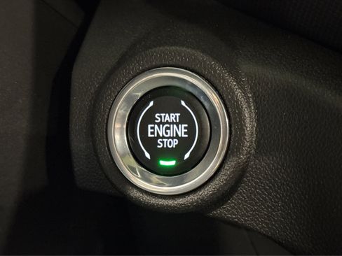 Used 2023 Chevrolet TrailBlazer RS w/ Sun and Liftgate Package image 31