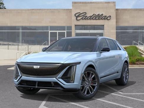 New 2026 Cadillac Lyriq V AWD/4WD image 6