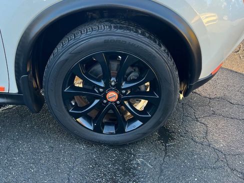 Used 2015 Nissan Juke SL image 32