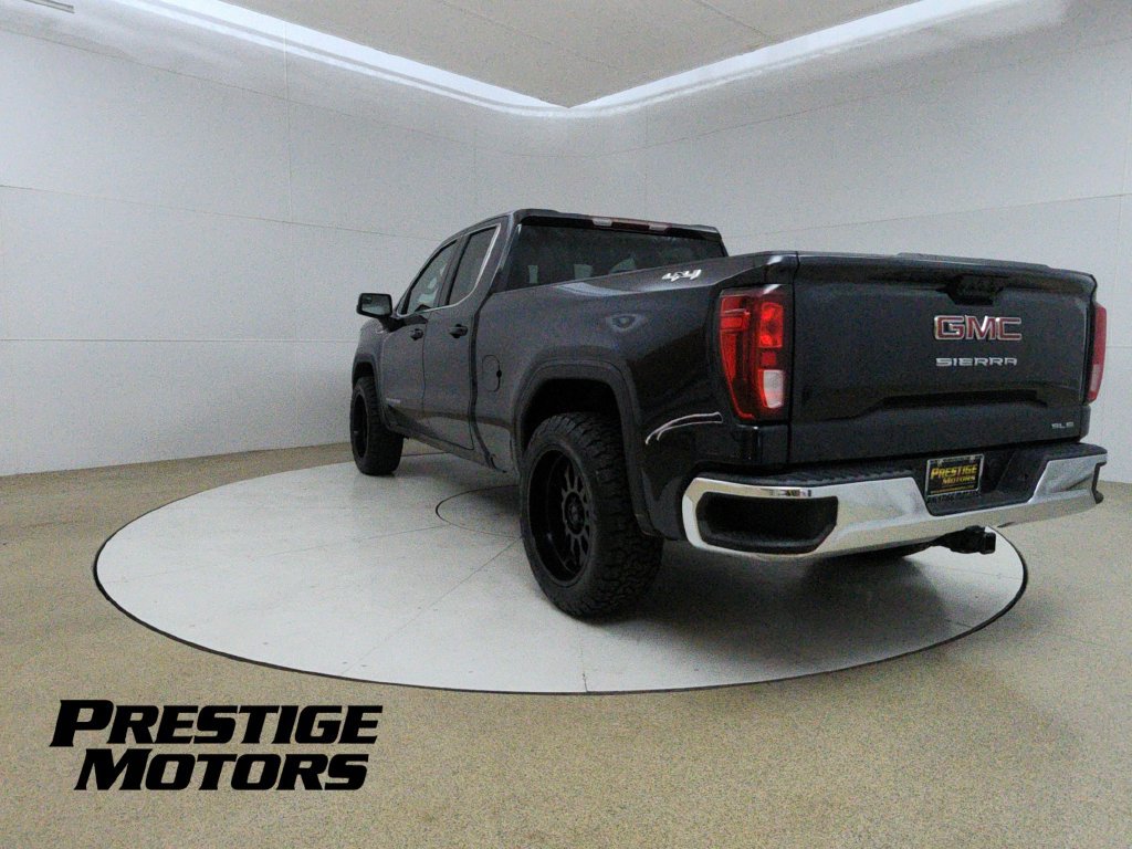 Used 2023 GMC Sierra 1500 SLE w/ Enhanced Capability Package AWD/4WD image 5