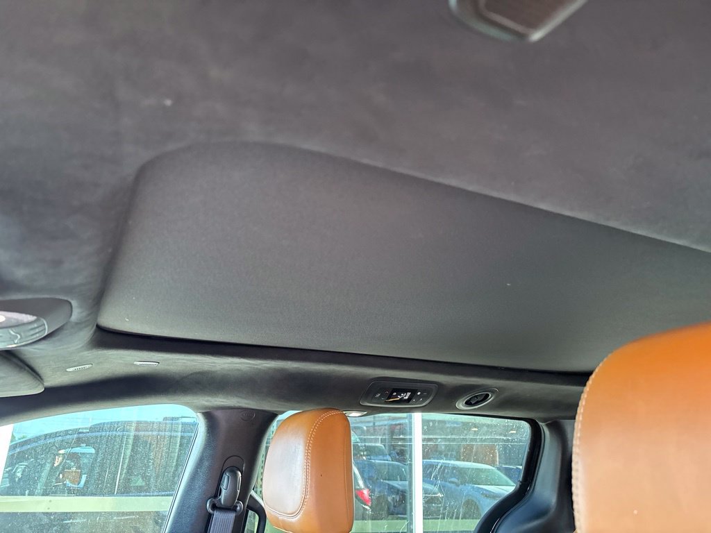Used 2022 Chrysler Pacifica Pinnacle FWD image 6