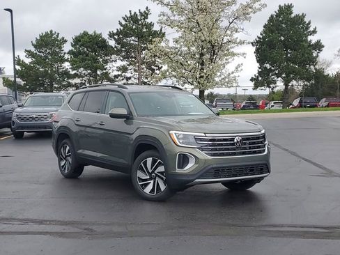 New 2026 Volkswagen Atlas SE AWD/4WD image 1