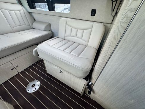 Used 2015 Mercedes-Benz Sprinter 3500 image 32