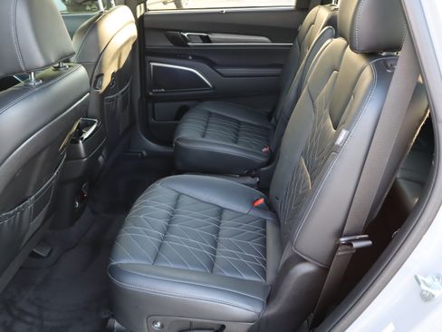 Used 2024 Kia Telluride SX Prestige X-Line AWD/4WD image 32