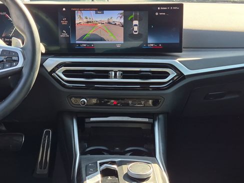 Used 2023 BMW 330i Sedan w/ M Sport Package RWD image 30