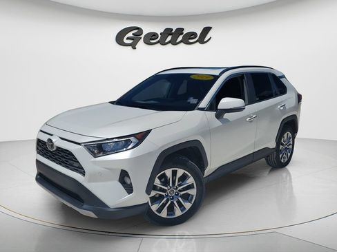 Used 2019 Toyota RAV4 Limited w/ Cold Weather Package FWD image 1