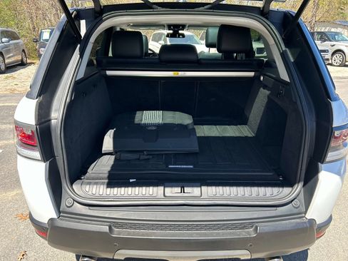 Used 2016 Land Rover Range Rover Sport SE AWD/4WD image 12