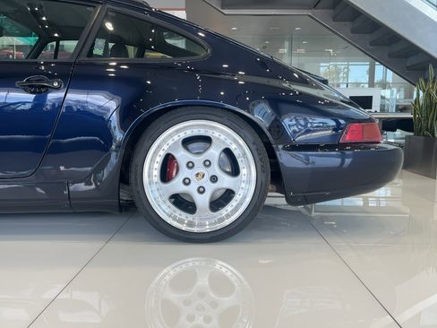 Used 1992 Porsche 911 Carrera image 10