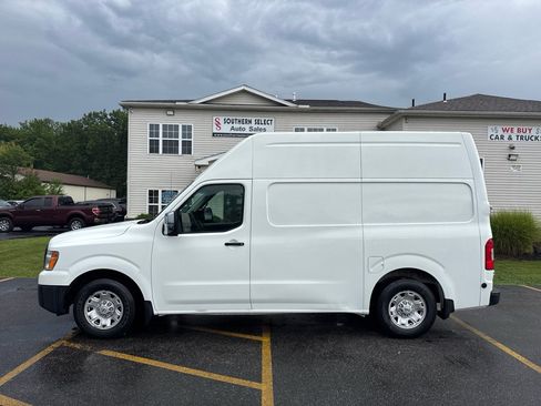 Used 2015 Nissan NV 2500 SV w/ Side & Curtain Airbag Package RWD image 1